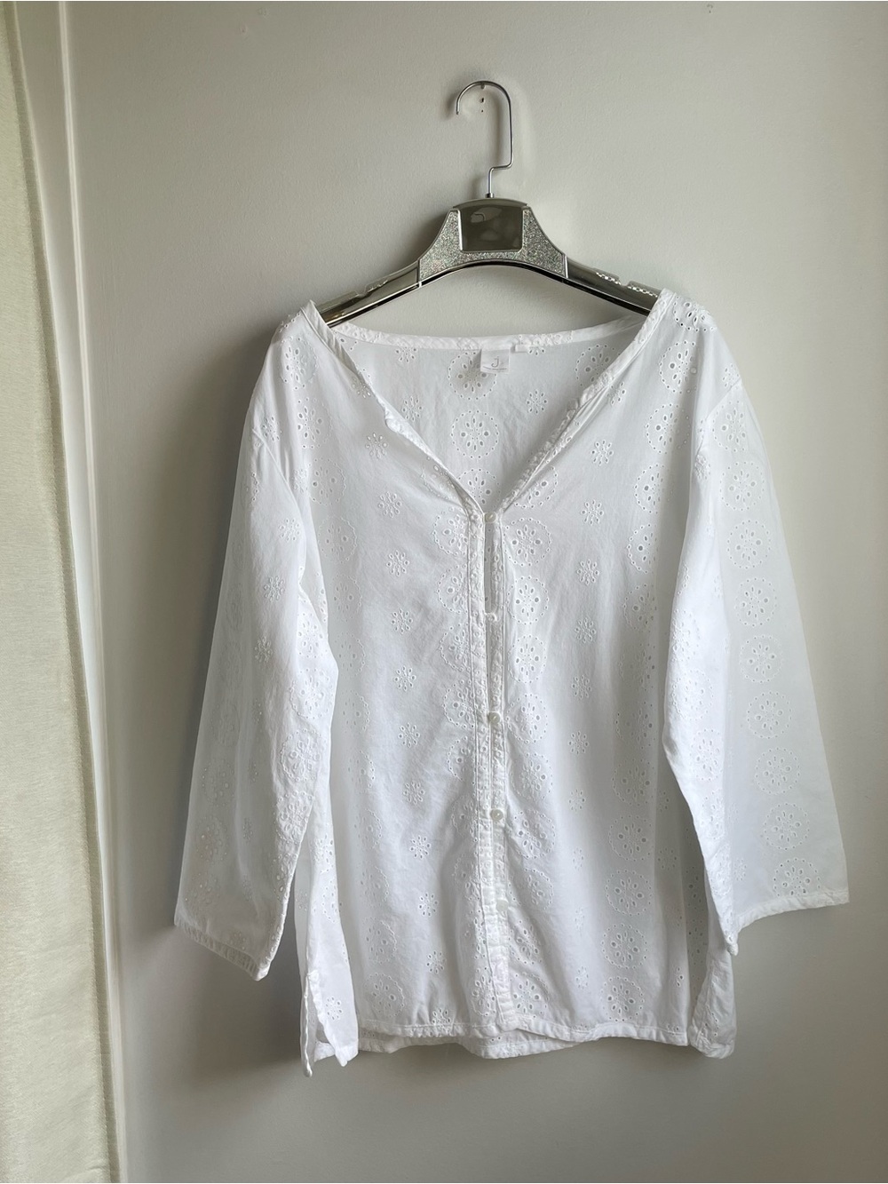 White Top Eyelet Button-Front Summer Blouse -100% Cotton size XL